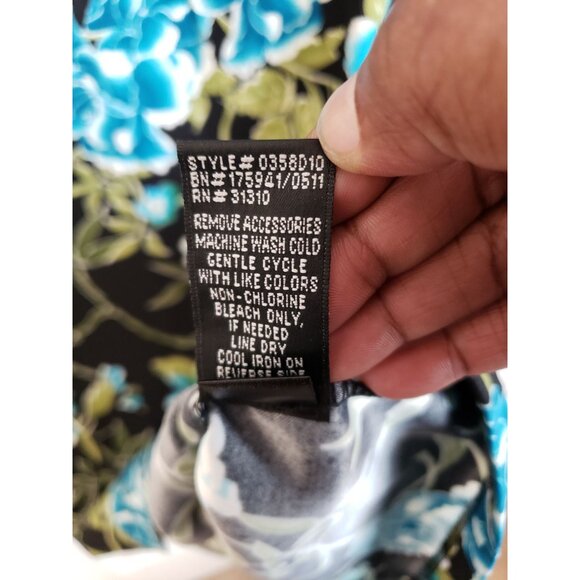 I.N. Studio multicolor floral, short sleeve, no belt, shift dress, size 10 - Picture 7 of 7